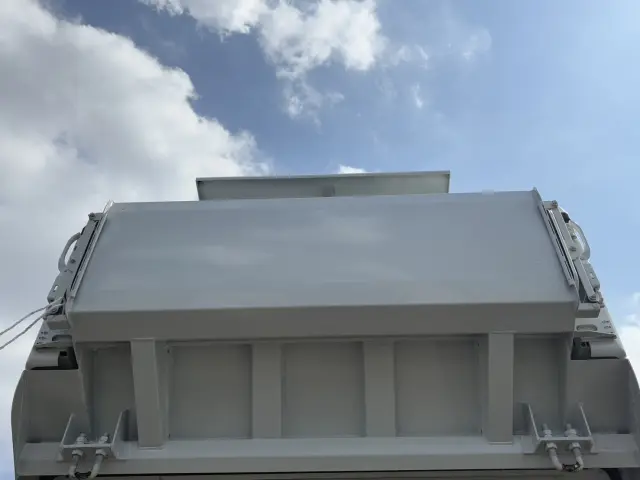 三菱 キャンター 2RG-FEAV0(2WD)の写真21