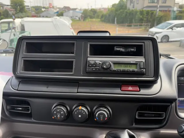 三菱 キャンター 2RG-FEAV0(2WD)の写真35