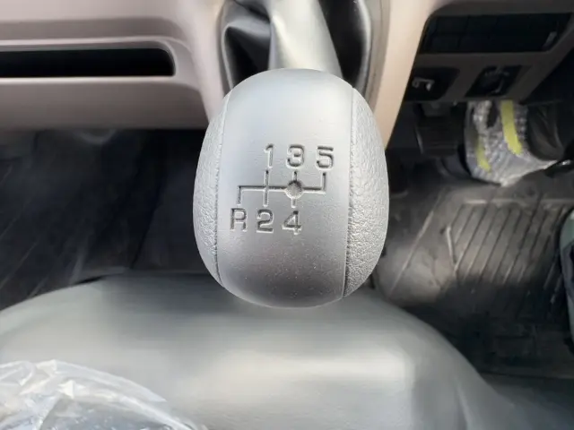 三菱 キャンター 2RG-FEAV0(2WD)の写真37