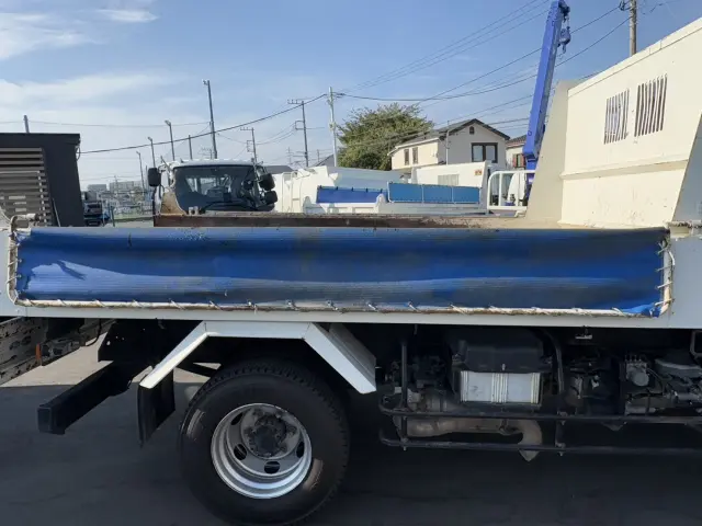 日野 デュトロ 2KG-FC2ABA(2WD)の写真8