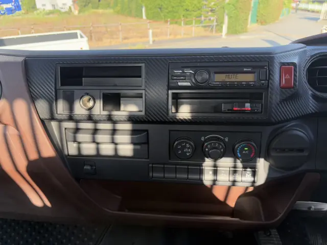 日野 デュトロ 2KG-FC2ABA(2WD)の写真28