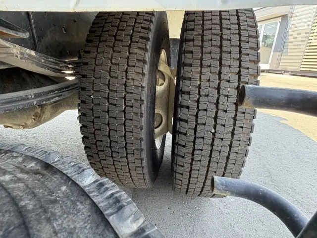 日野 デュトロ 2KG-FC2ABA(2WD)の写真42