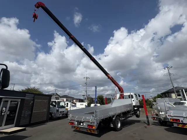 三菱 キャンター 2KG-FK62FZ(2WD)の写真14