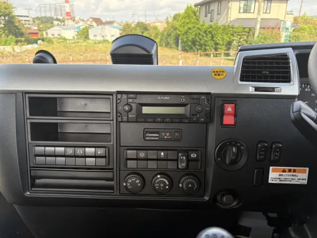 三菱 キャンター 2KG-FK62FZ(2WD)の写真31