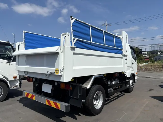 三菱 ファイター 2KG-FK62FZ(2WD)の写真3