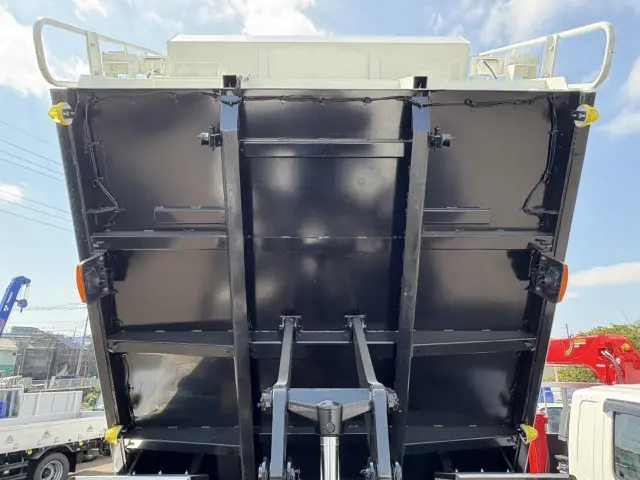 三菱 ファイター 2KG-FK62FZ(2WD)の写真13