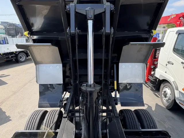 三菱 ファイター 2KG-FK62FZ(2WD)の写真14