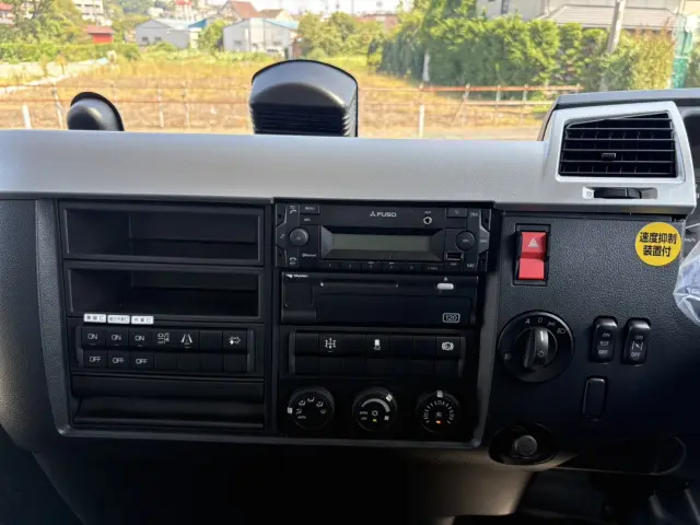 三菱 ファイター 2KG-FK62FZ(2WD)の写真28