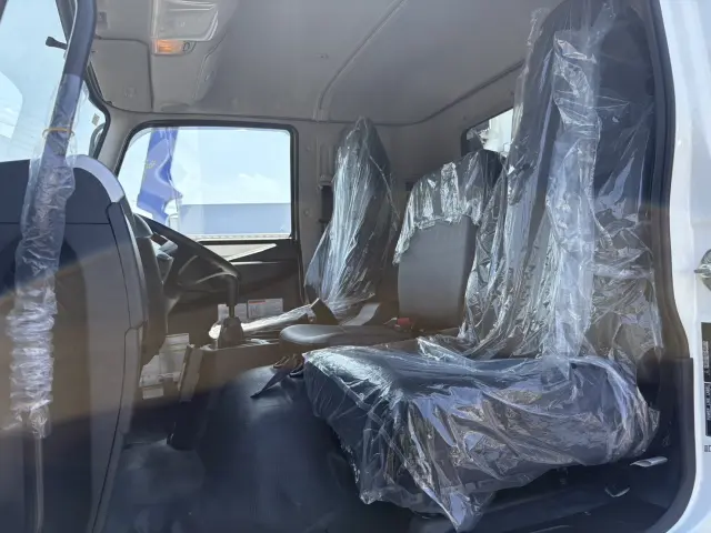 三菱 ファイター 2KG-FK62FZ(2WD)の写真32