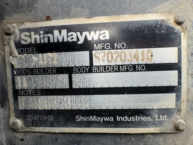 いすゞ エルフ TRG-NJS85A(4WD)の写真13