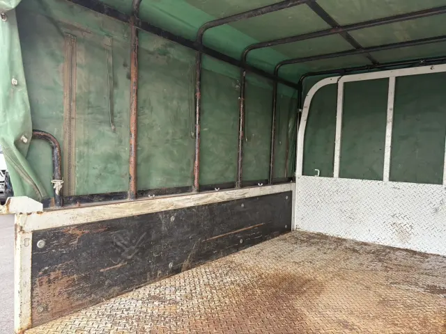 いすゞ エルフ TRG-NJS85A(4WD)の写真16