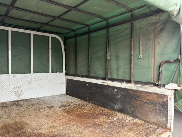 いすゞ エルフ TRG-NJS85A(4WD)の写真17