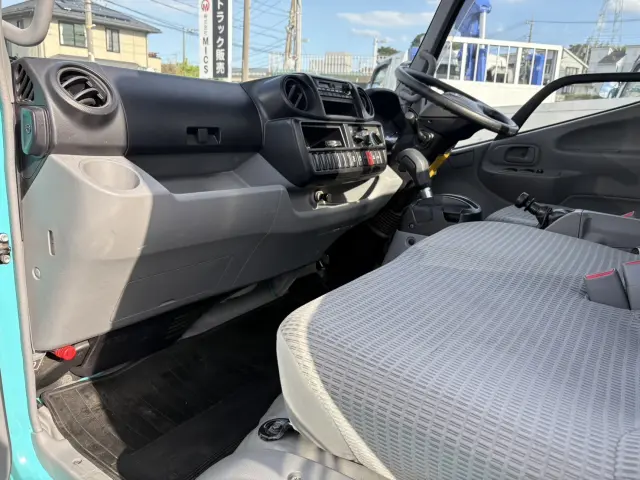 日野 デュトロ TKG-XZU605M(2WD)の写真27