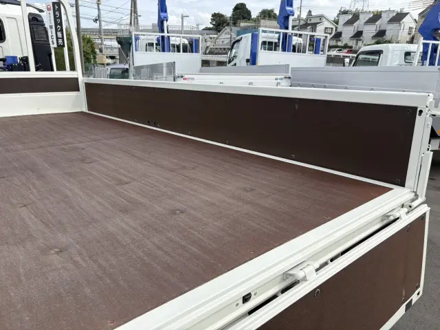 日野 デュトロ 2KG-XZU712M(2WD)の写真11