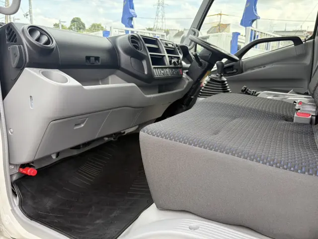 日野 デュトロ 2KG-XZU712M(2WD)の写真37