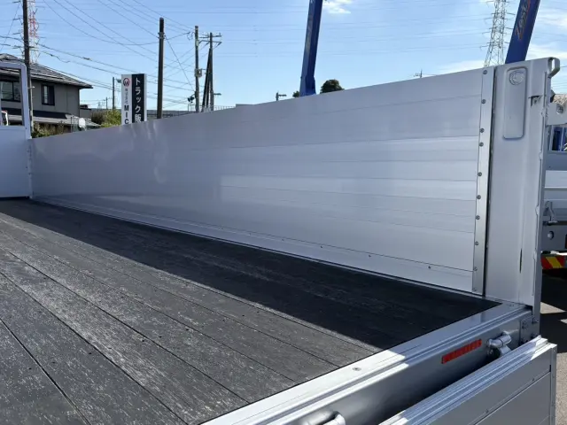 三菱 ファイター 2KG-FK62FZ(2WD)の写真11