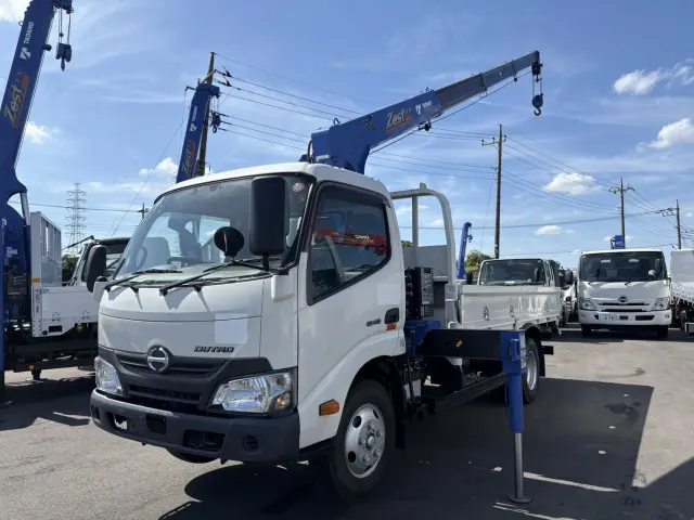 日野 デュトロ TKG-XZU650M(2WD)の写真1