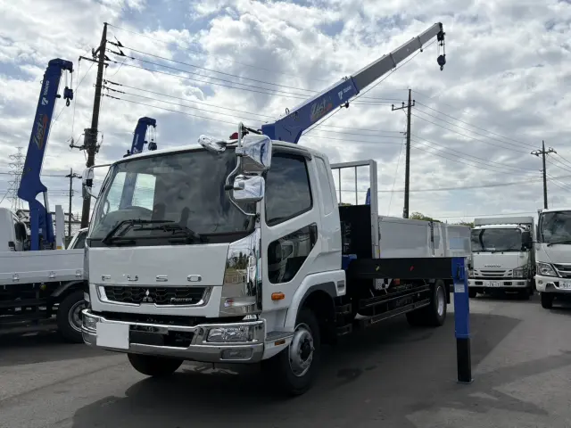 三菱 ファイター 2KG-FK62FZ(2WD)の写真1