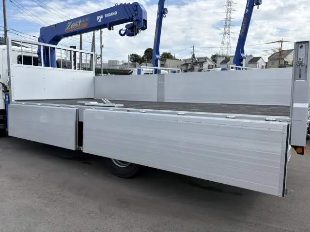 三菱 ファイター 2KG-FK62FZ(2WD)の写真9