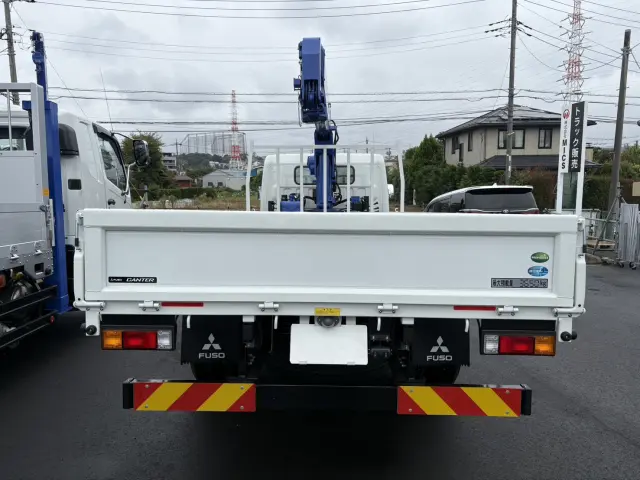 三菱 キャンター 2PG-FEB90(2WD)の写真8
