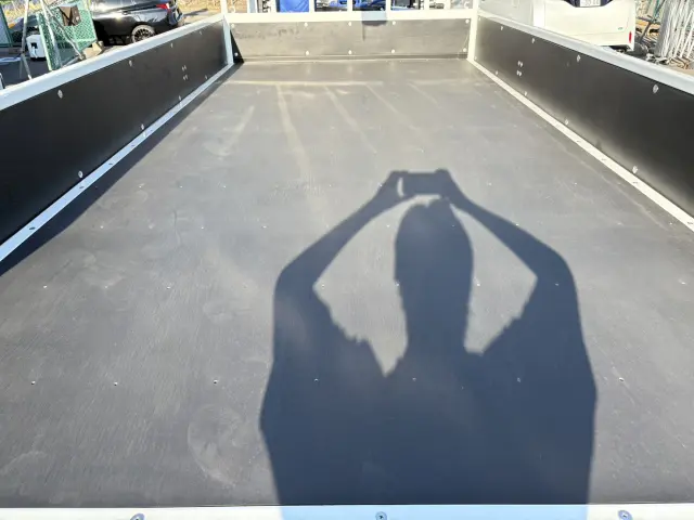 三菱 キャンター 2PG-FEB90(2WD)の写真12