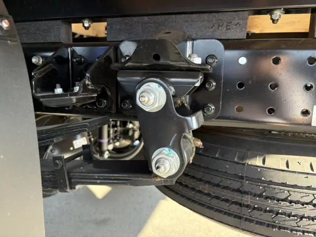 三菱 キャンター 2PG-FEB90(2WD)の写真23