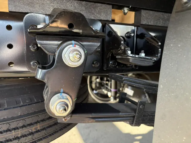 三菱 キャンター 2PG-FEB90(2WD)の写真24