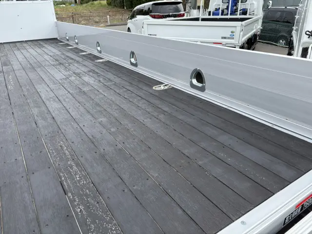 三菱 ファイター 2KG-FK62FZ(2WD)の写真11