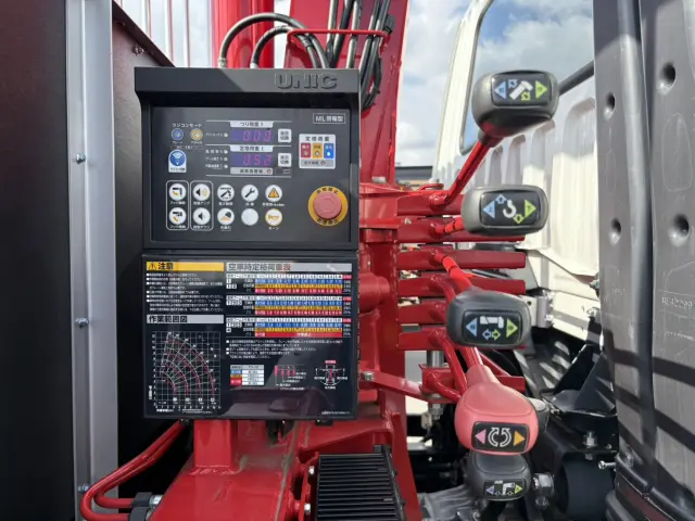 三菱 ファイター 2KG-FK62FZ(2WD)の写真18