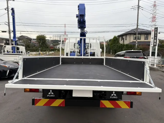 三菱 キャンター 2PG-FEB80(2WD)の写真9
