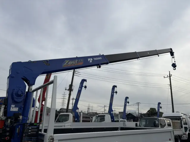 三菱 キャンター 2PG-FEB80(2WD)の写真15