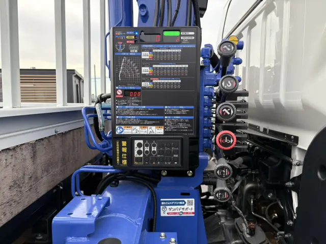 三菱 キャンター 2PG-FEB80(2WD)の写真18