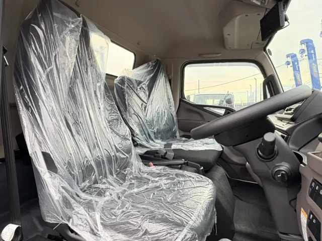 三菱 キャンター 2PG-FEB80(2WD)の写真28