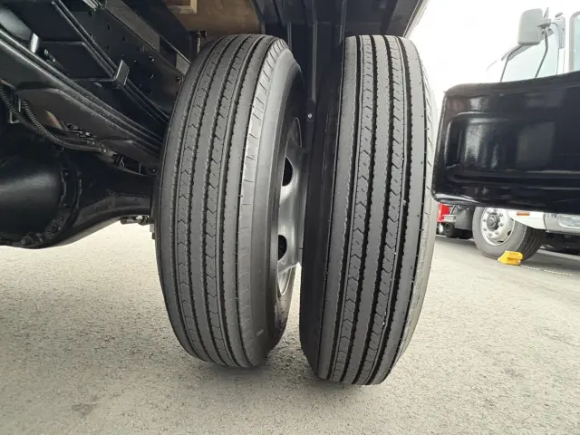 三菱 キャンター 2PG-FEB80(2WD)の写真44