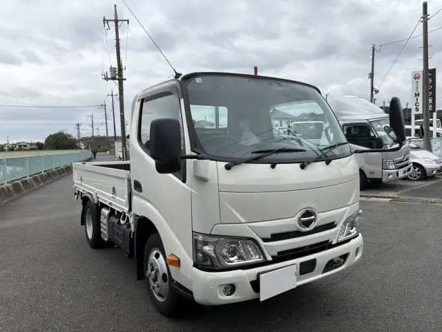 日野 デュトロ 2RG-XZU605M(2WD)の写真2
