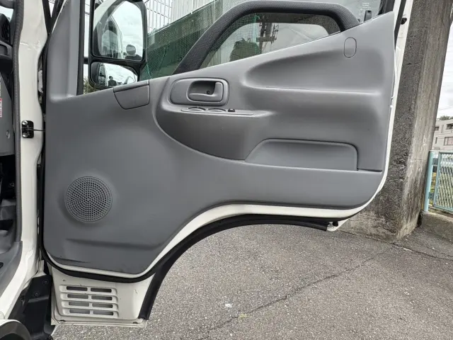 日野 デュトロ 2RG-XZU605M(2WD)の写真29