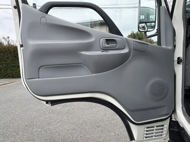 日野 デュトロ 2RG-XZU605M(2WD)の写真30