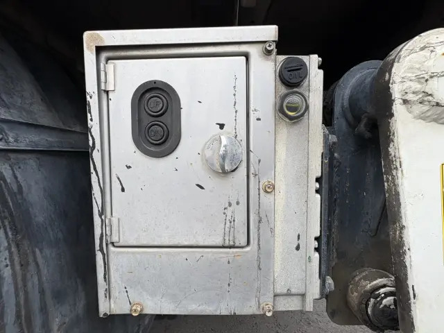 日野 デュトロ TPG-XZU605M(2WD)の写真13