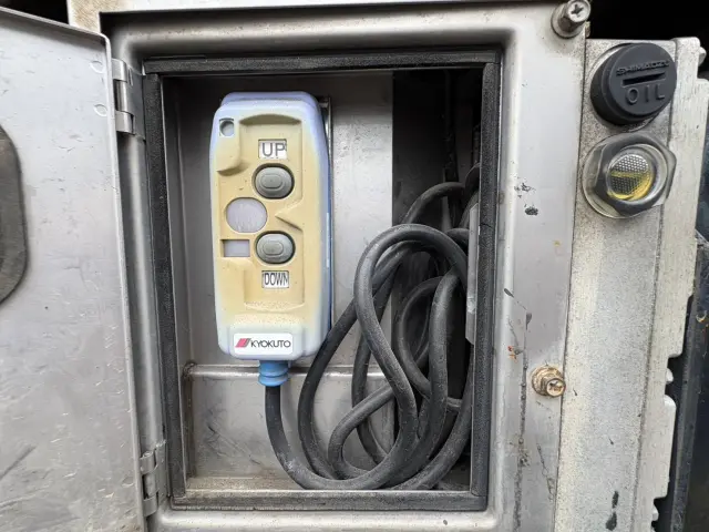 日野 デュトロ TPG-XZU605M(2WD)の写真14