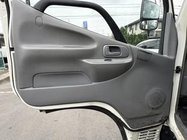 日野 デュトロ TPG-XZU605M(2WD)の写真36