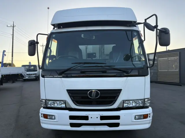 UD コンドル BDG-MK36C(2WD)の写真5