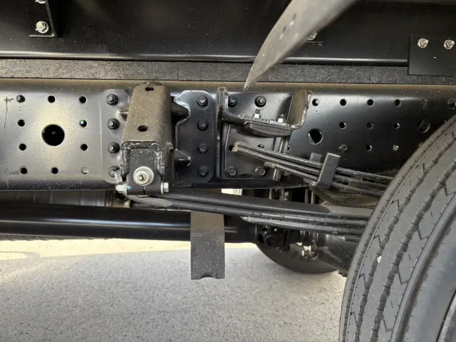 三菱 キャンター 2PG-FEB90(2WD)の写真18