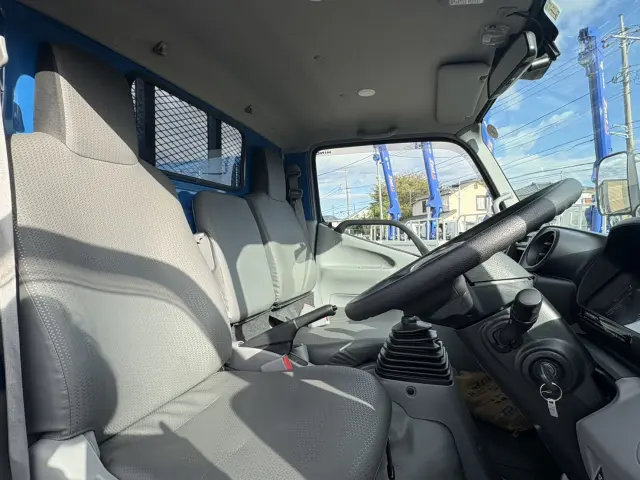 日野 デュトロ 2RG-XZU605M(2WD)の写真22