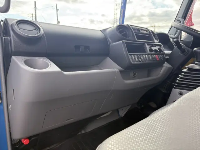 日野 デュトロ 2RG-XZU605M(2WD)の写真28