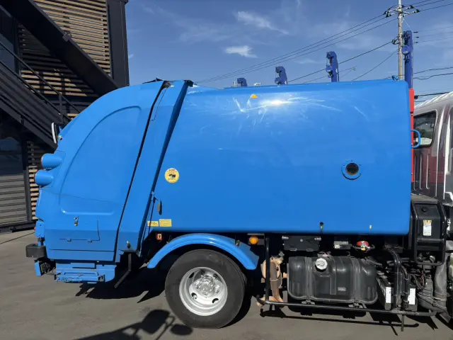 いすゞ エルフ TKG-NMR85AN(2WD)の写真6