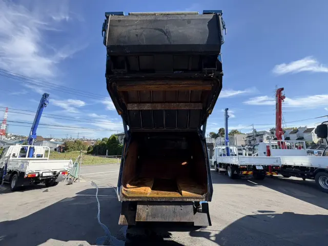 いすゞ エルフ TKG-NMR85AN(2WD)の写真17