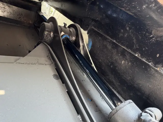 いすゞ エルフ TKG-NMR85AN(2WD)の写真13