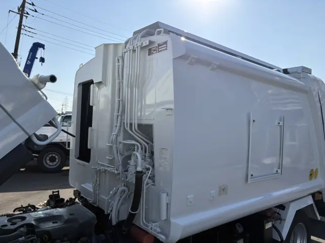 いすゞ エルフ TKG-NMR85AN(2WD)の写真23