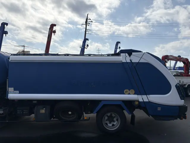 いすゞ エルフ SKG-NPR85YN(2WD)の写真7