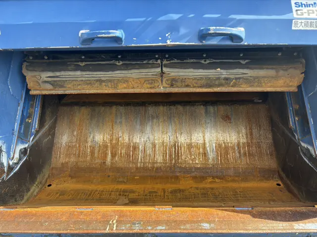 いすゞ エルフ SKG-NPR85YN(2WD)の写真10